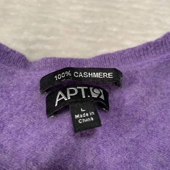 SOLDDD APT 9 Womens 100%‎ Cashmere Argyle Purple V Neck Sweater Size Medium - Picture 3 of 6